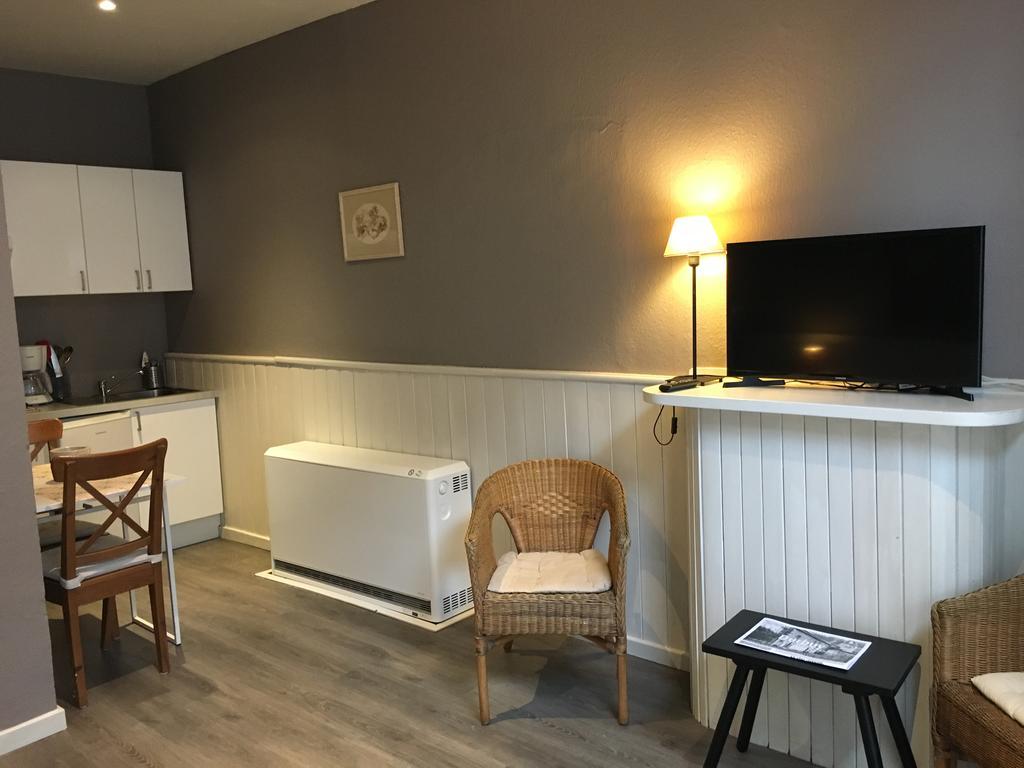 Studio Et Appartement La Tete En L'Air Durbuy Esterno foto